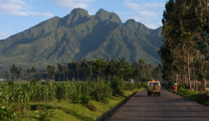 driving to Volcano park