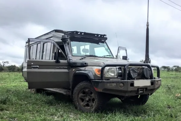 rent a safari land cruiser in Rwanda